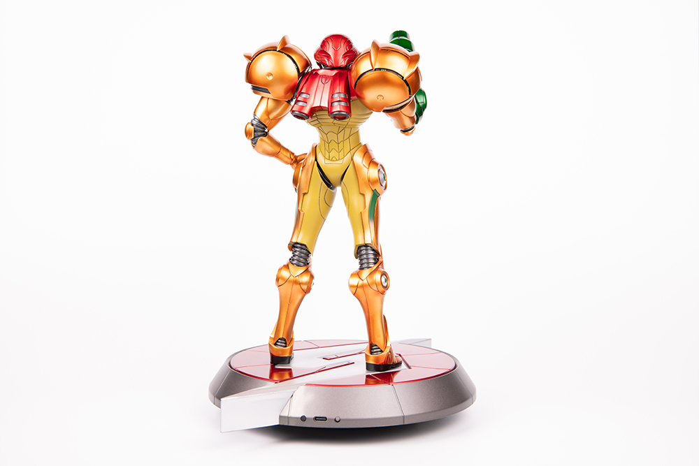 METROID PRIME™ - SAMUS VARIA SUIT PVC