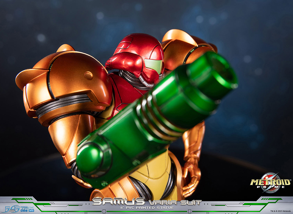 METROID PRIME™ - SAMUS VARIA SUIT PVC