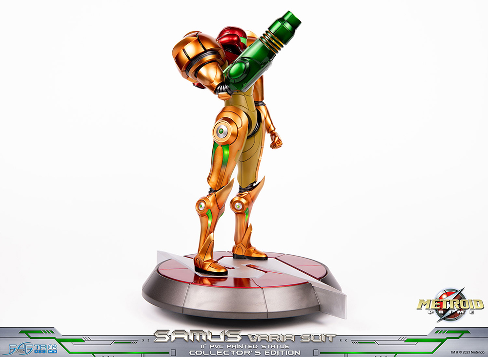 METROID PRIME™ - SAMUS VARIA SUIT PVC (COLLECTOR'S EDITION)