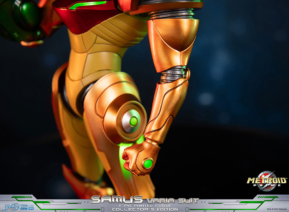 METROID PRIME™ - SAMUS VARIA SUIT PVC (COLLECTOR'S EDITION)