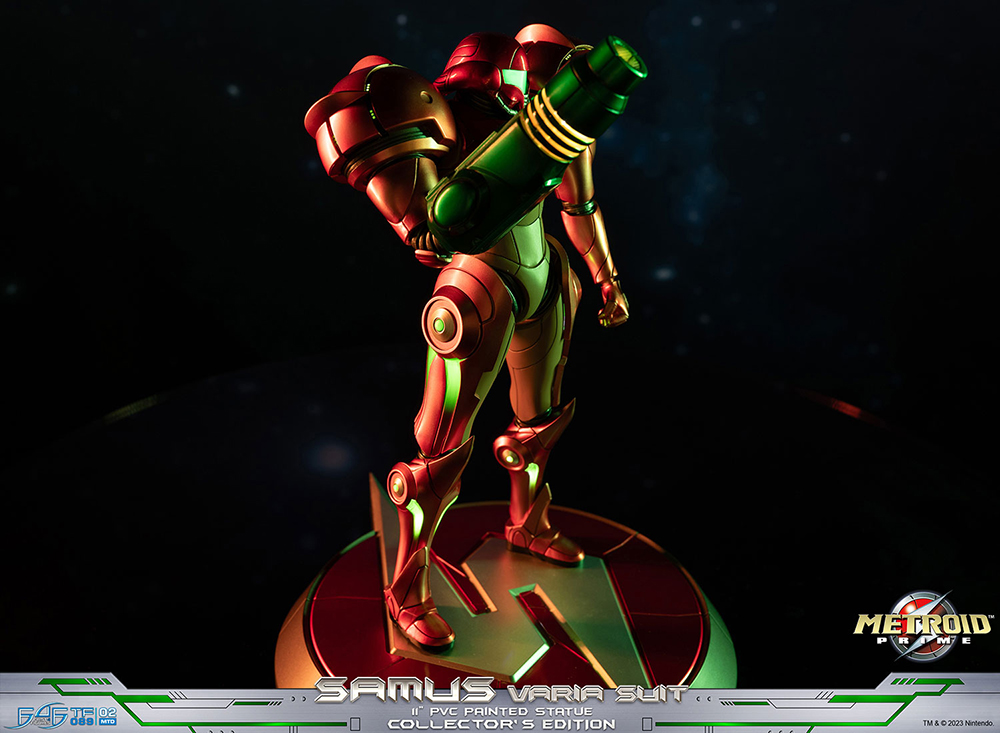 METROID PRIME™ - SAMUS VARIA SUIT PVC (COLLECTOR'S EDITION)