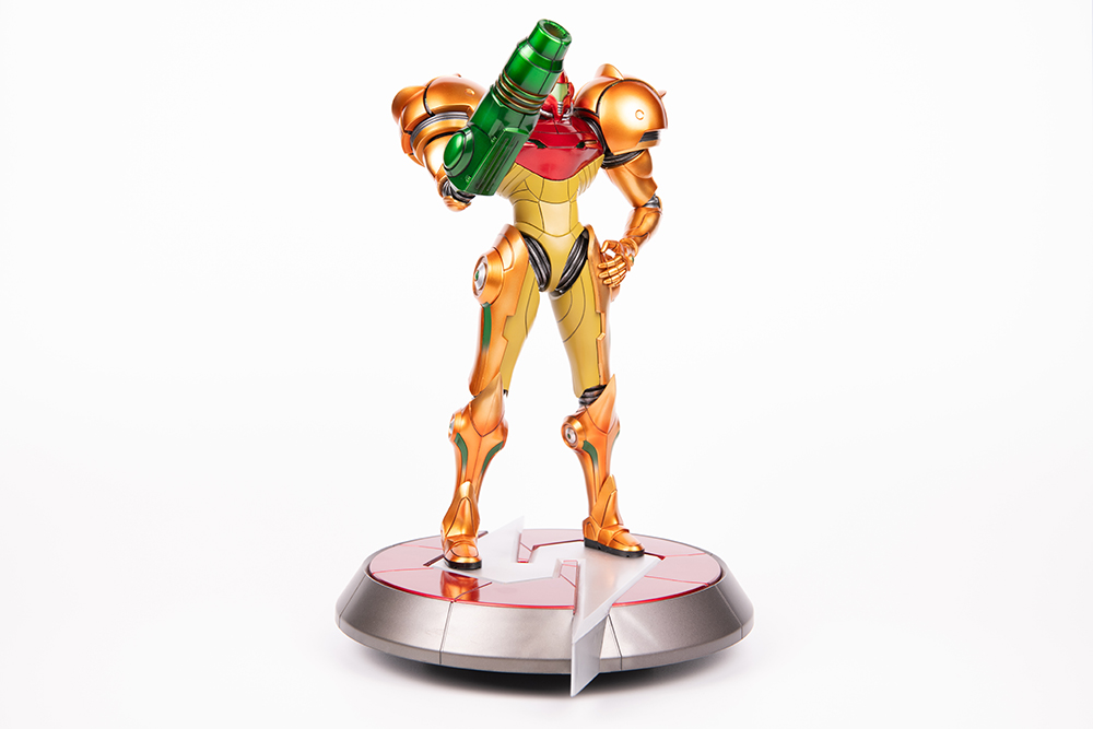 METROID PRIME™ - SAMUS VARIA SUIT PVC