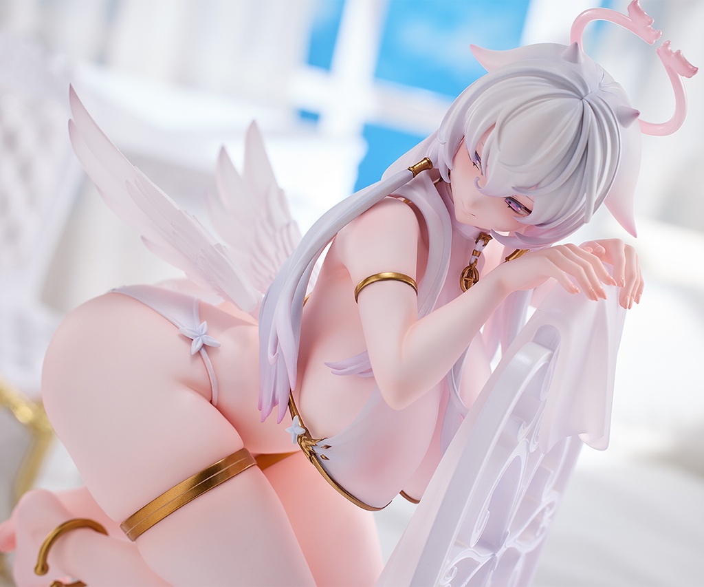 Pure White Angel-chan Tapestry Set Edition