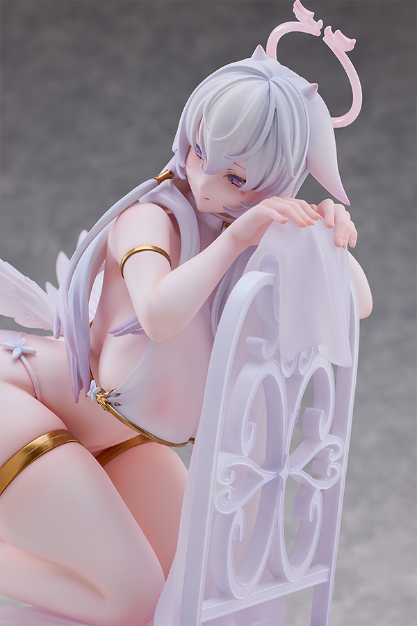 Pure White Angel-chan Tapestry Set Edition