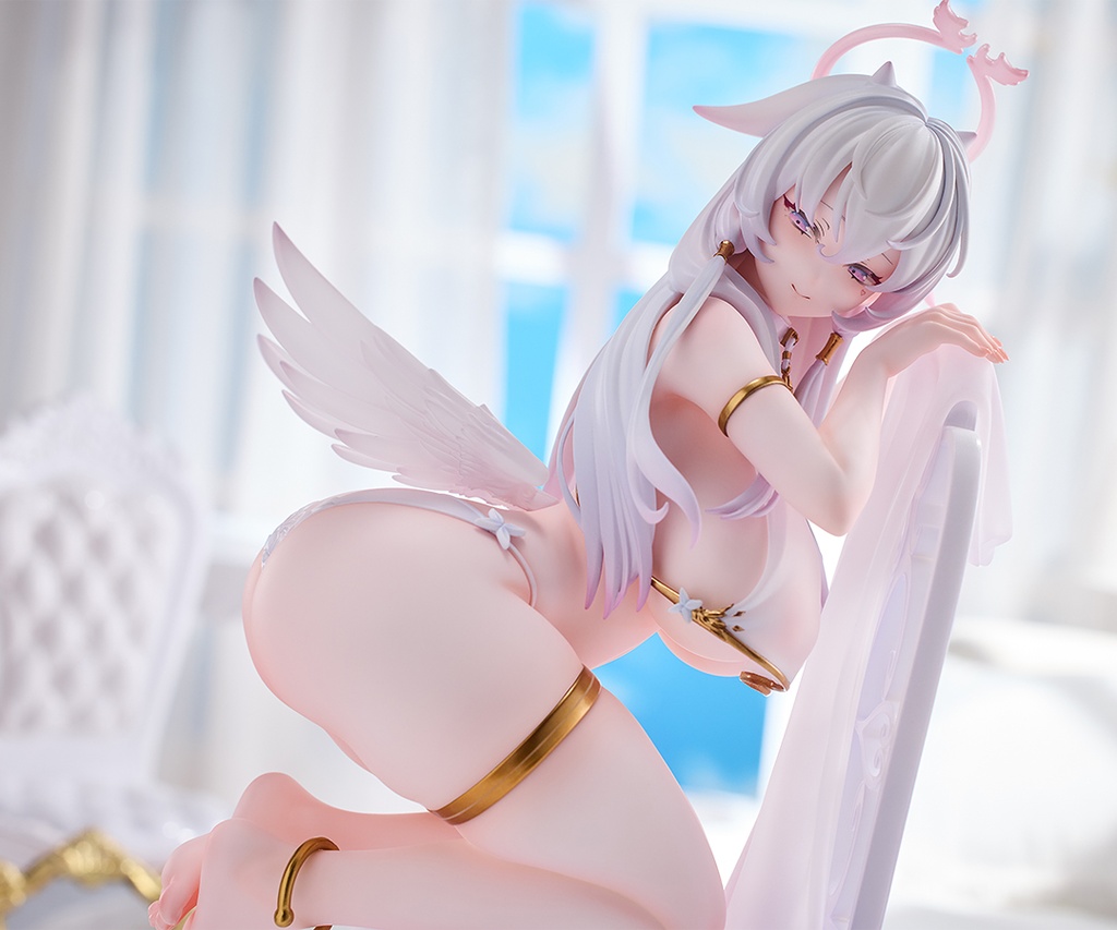 Pure White Angel-chan Tapestry Set Edition