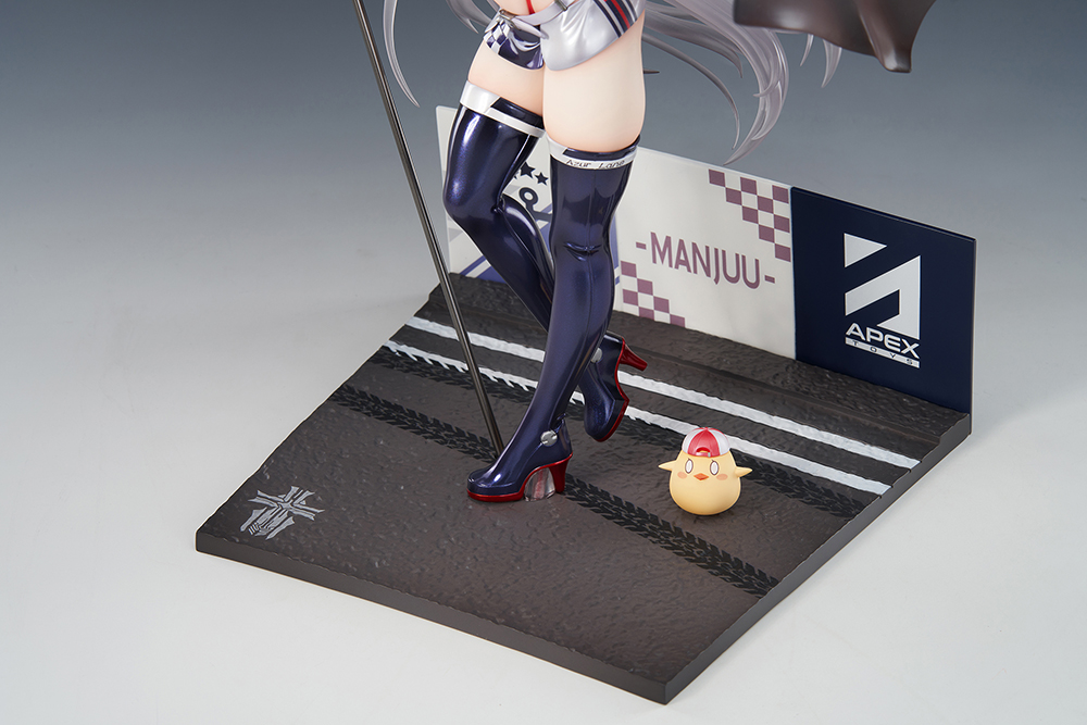 Azur Lane Prinz Eugen Final Lap Ver. 1/7 Complete Figure