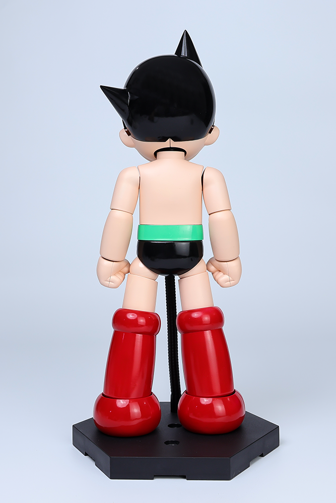 ASTRO BOY PLASTIC MODEL KIT DELUXE EDITION