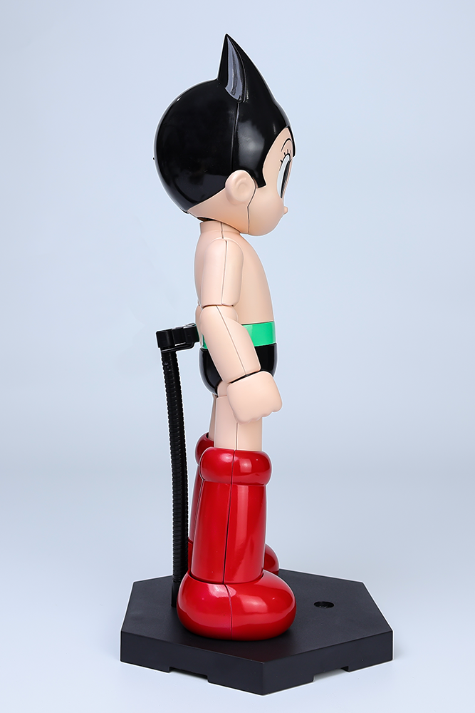 ASTRO BOY PLASTIC MODEL KIT DELUXE EDITION