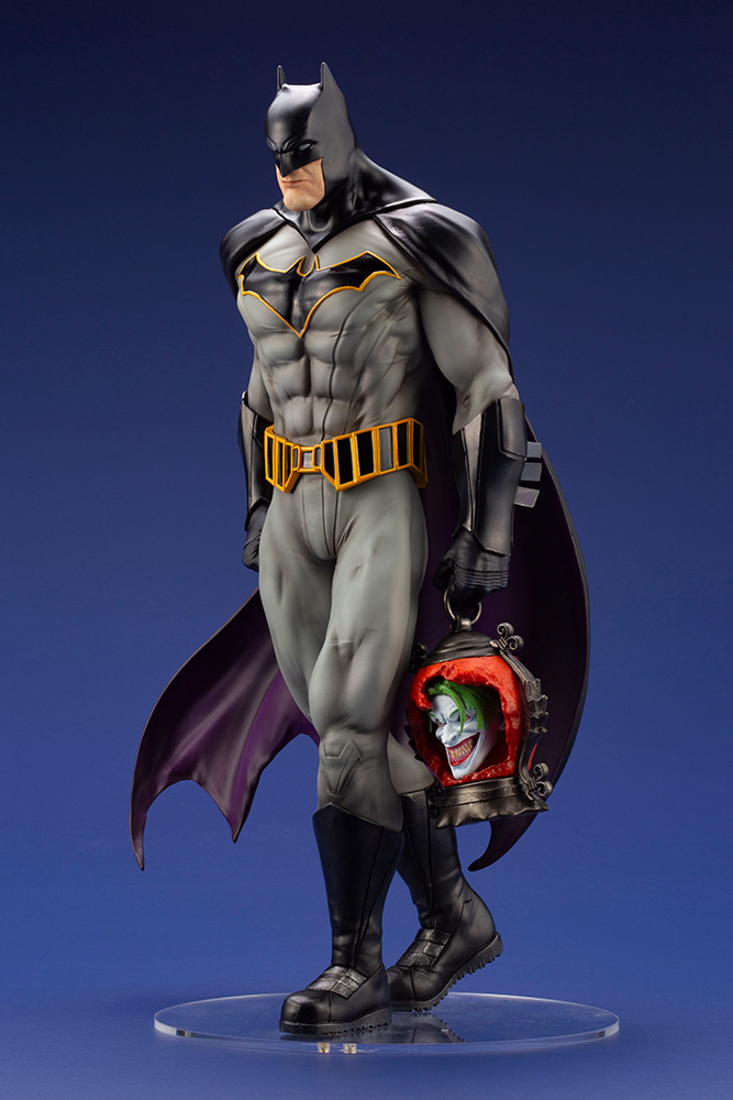 BATMAN: LAST KNIGHT ON EARTH BATMAN ARTFX STATUE