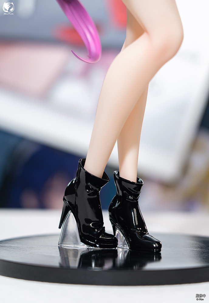 X Biya YUNA BUNNY GIRL VER. 1/4 SCALE FIGURE