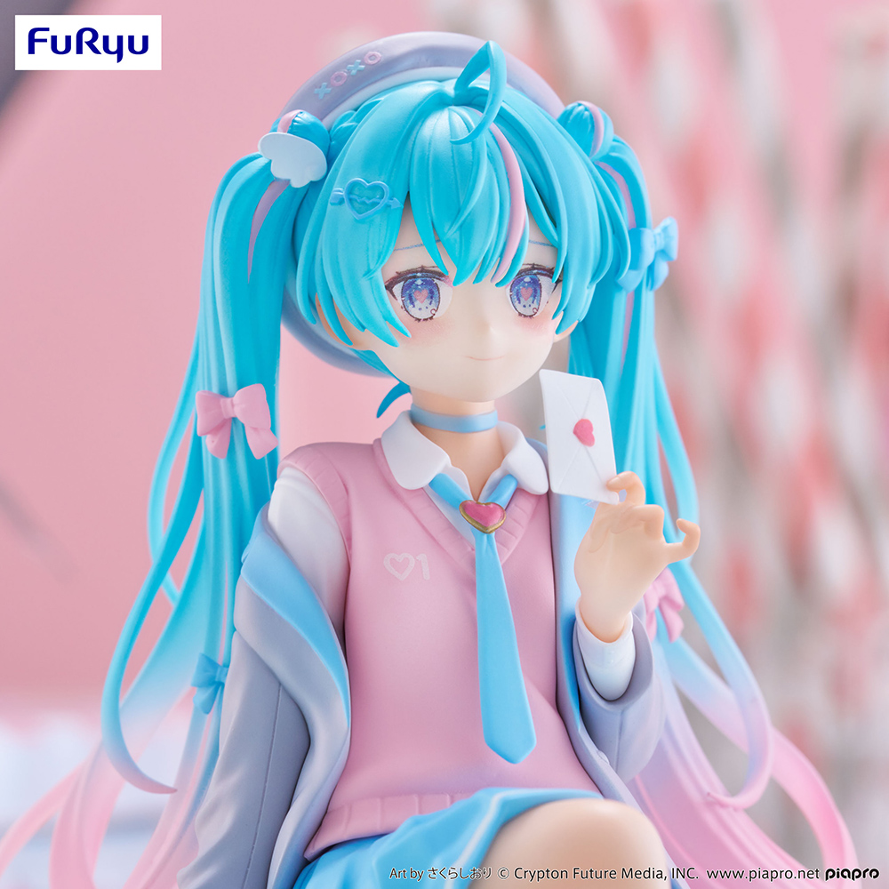 Hatsune Miku Noodle Stopper Figure -Love Blazer-