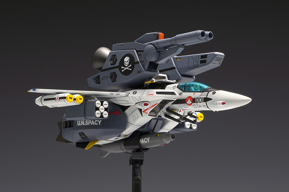 VF-1S "Macross: Do You Remember Love?" Strike Valkyrie (Fighter) Ichijyo Hikaru Custom, Roy Focker Custom