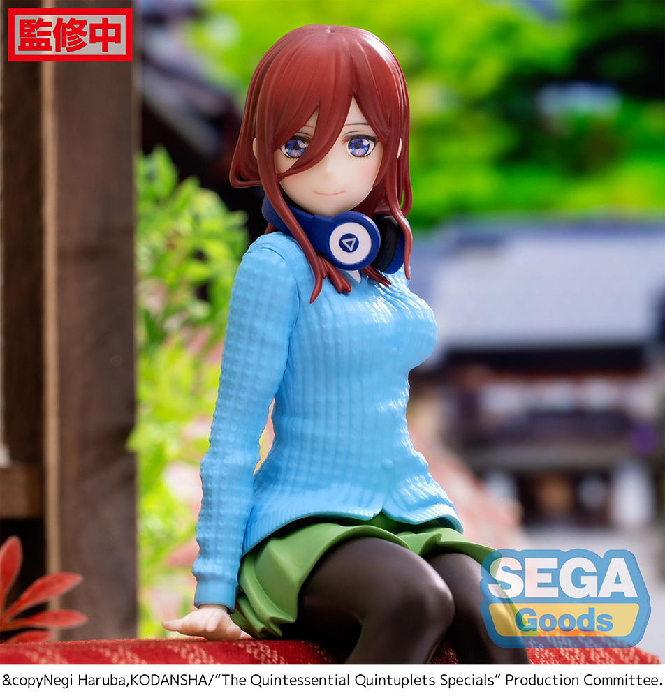 The Quintessential Quintuplets Specials PM Perching Figure "Miku Nakano"