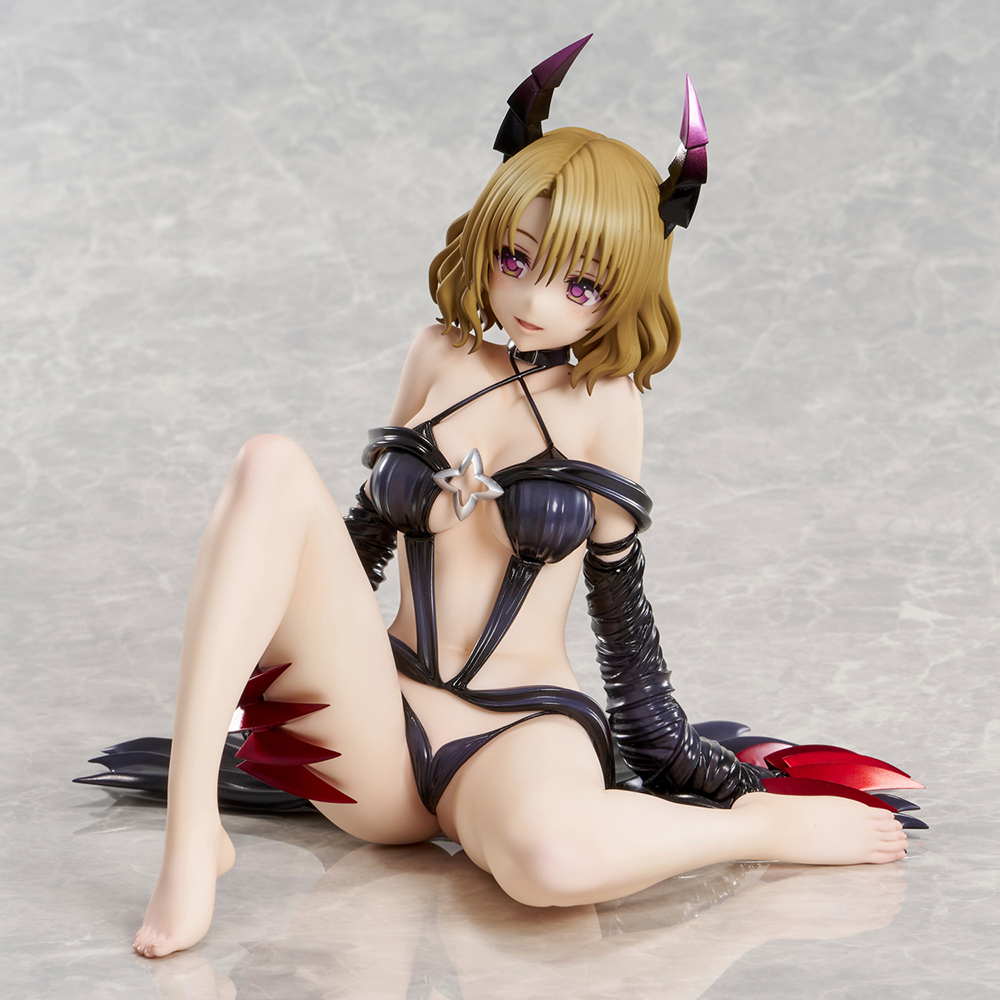 To Love-Ru Darkness Risa Momioka Darkness ver. 1/6 Complete Figure