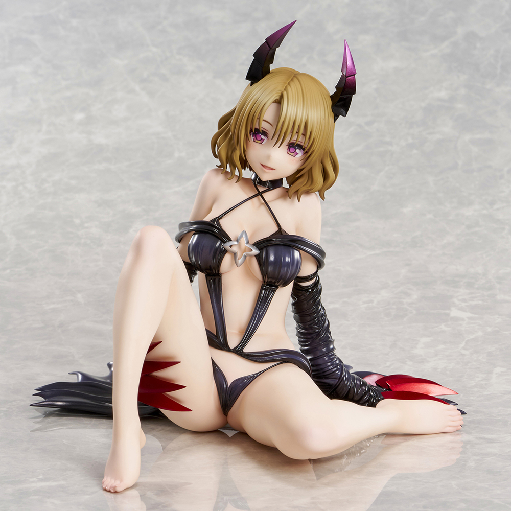 To Love-Ru Darkness Risa Momioka Darkness ver. 1/6 Complete Figure