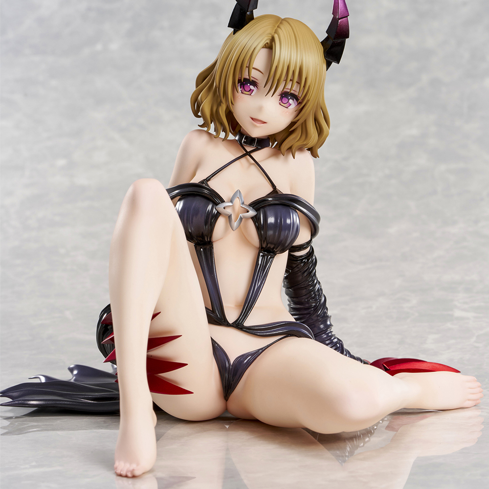 To Love-Ru Darkness Risa Momioka Darkness ver. 1/6 Complete Figure