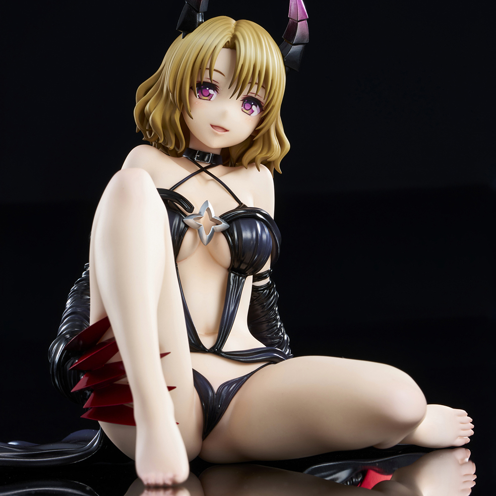 To Love-Ru Darkness Risa Momioka Darkness ver. 1/6 Complete Figure