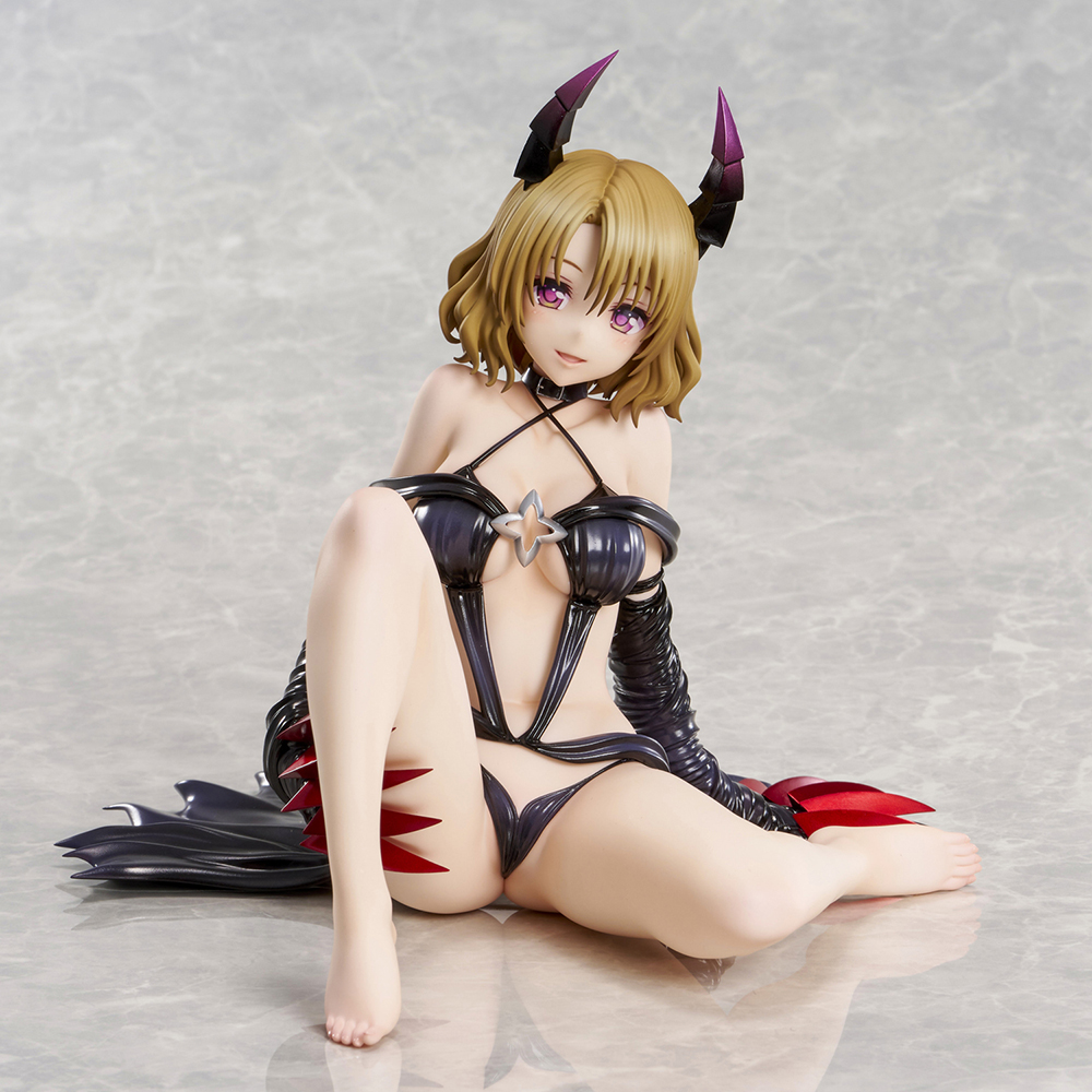 To Love-Ru Darkness Risa Momioka Darkness ver. 1/6 Complete Figure