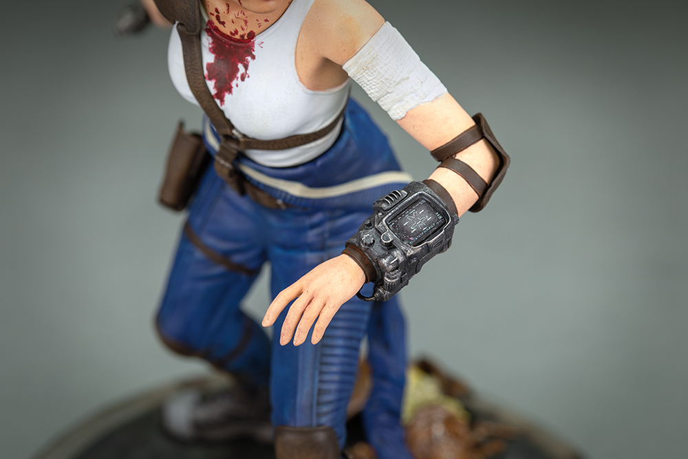 Fallout (Amazon): Lucy Figure