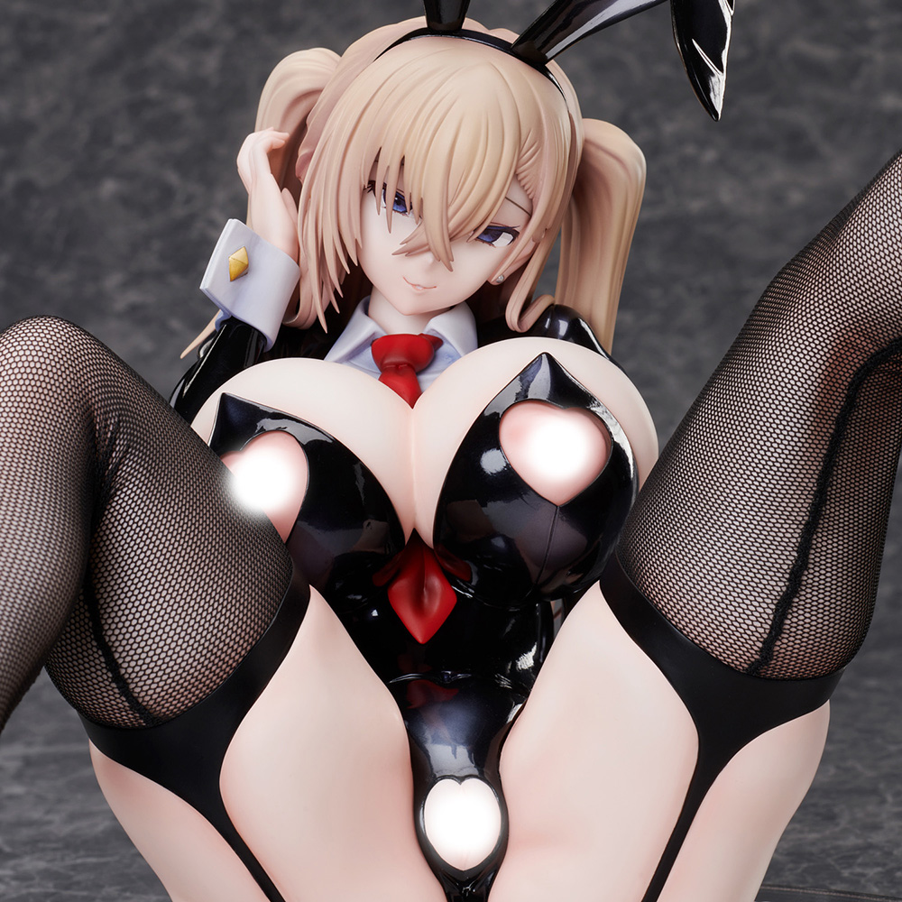Ichigo Munakata Bunny ver. Complete Figure