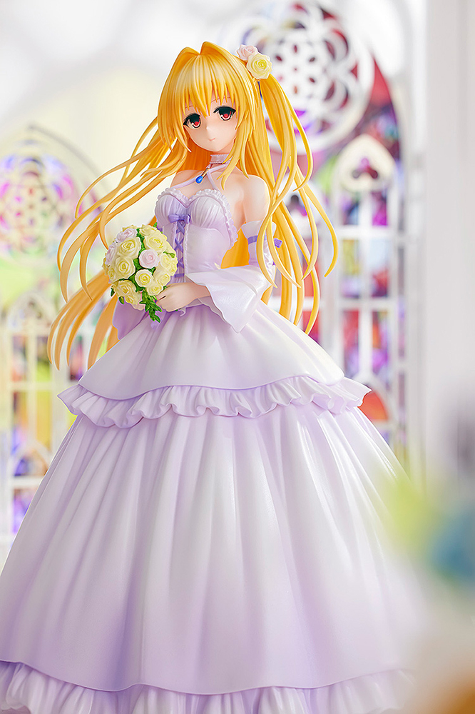 Golden Darkness Wedding Dress ver.