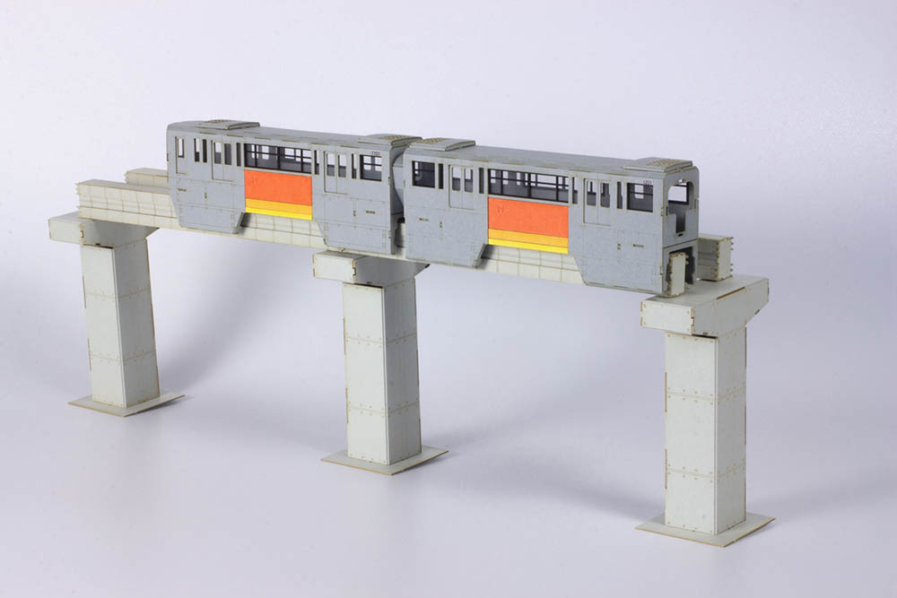 1/150 Scale Tama Intercity Monorail Series 1000 Paper kit (2cars)