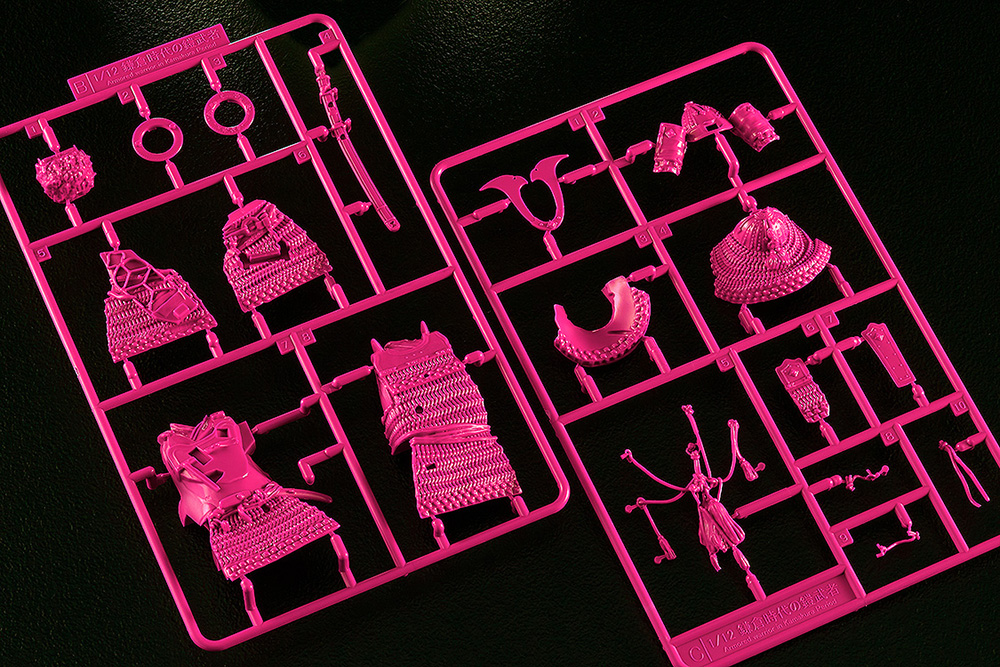 PLAMAX 1/12 Kamakura Period Armored Warrior: Pink Color Edition