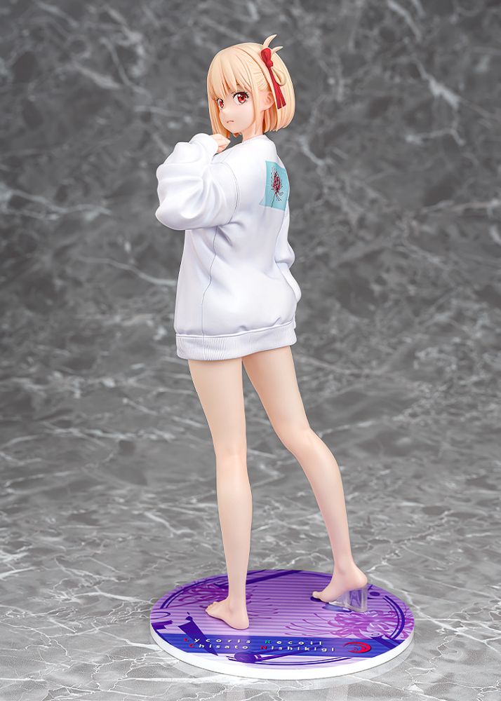 Chisato Nishikigi: Oversized Sweatshirt Ver.