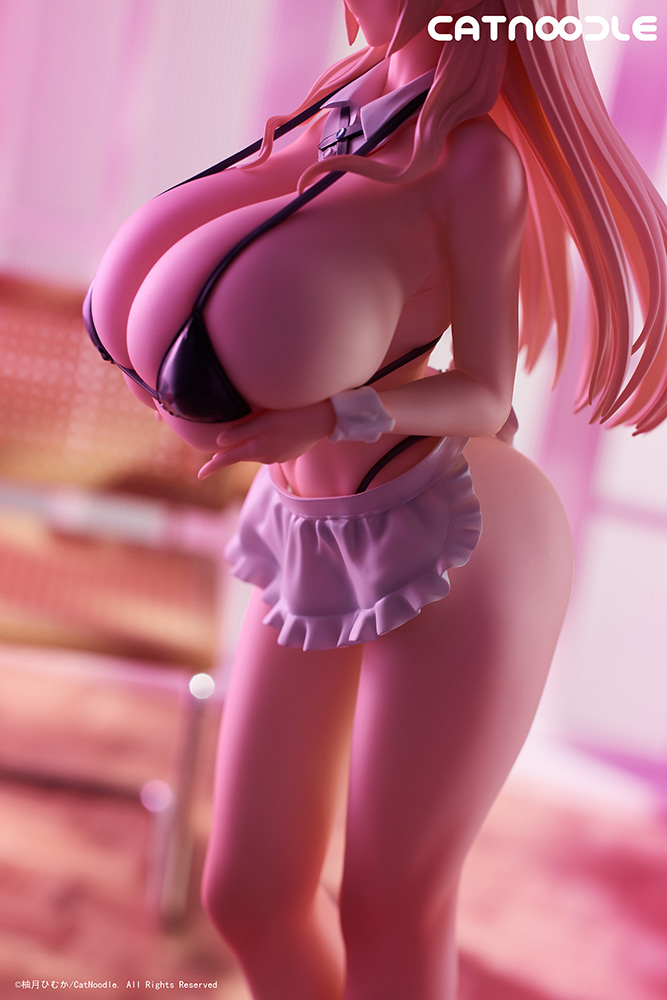 Dosukebe Bikini wo Kitekureru Juujun na Maid-san - illustration by Himuka Yuzuki