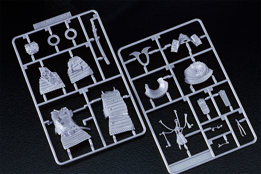 PLAMAX 1/12 Kamakura Period Armored Warrior: Silver Color Edition