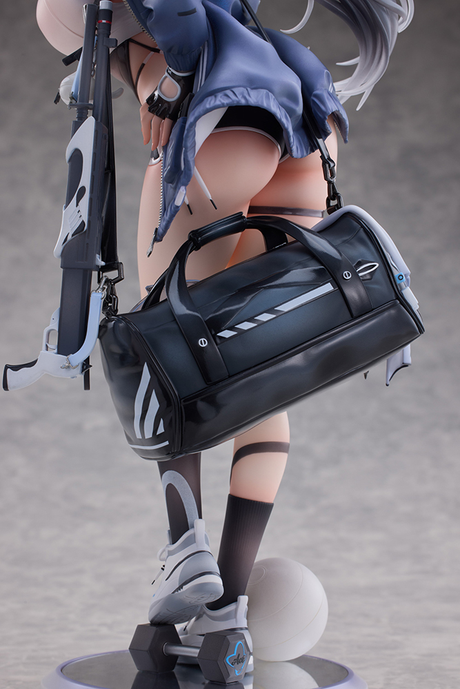 Kana Illustrated by Maden DELUXE EDITION
