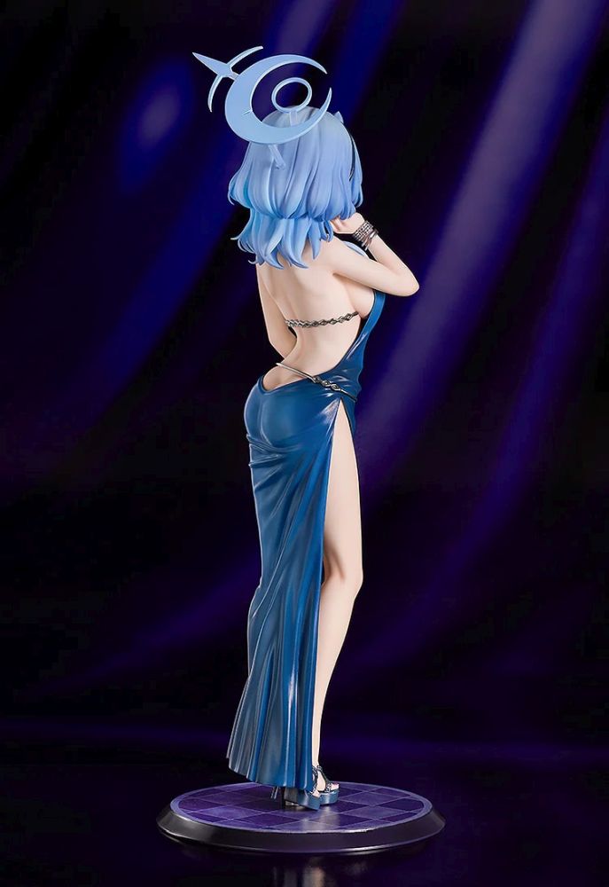 Ako (Dress)