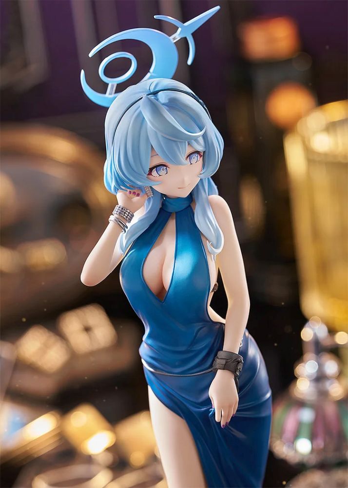 Ako (Dress)