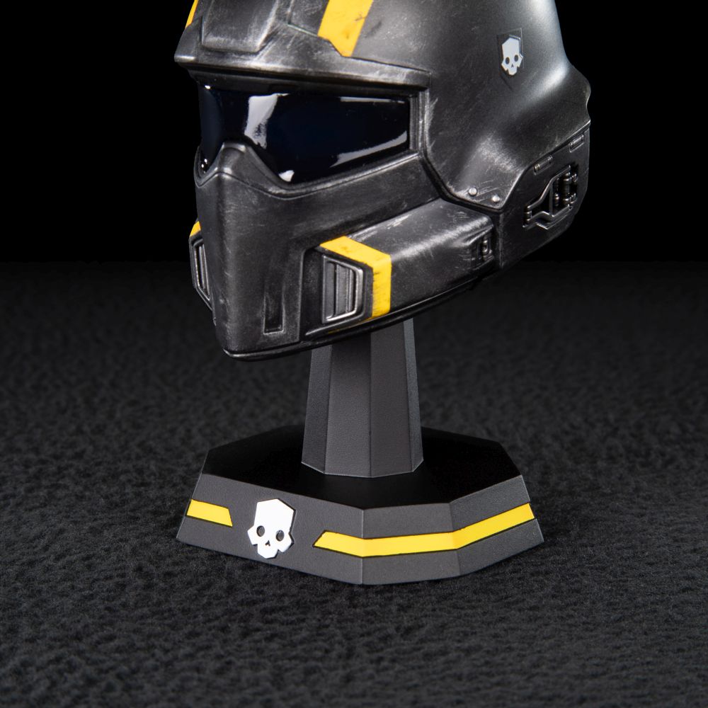 Helldivers 2: B-01 Tactical Helmet 1:4 Scale Replica