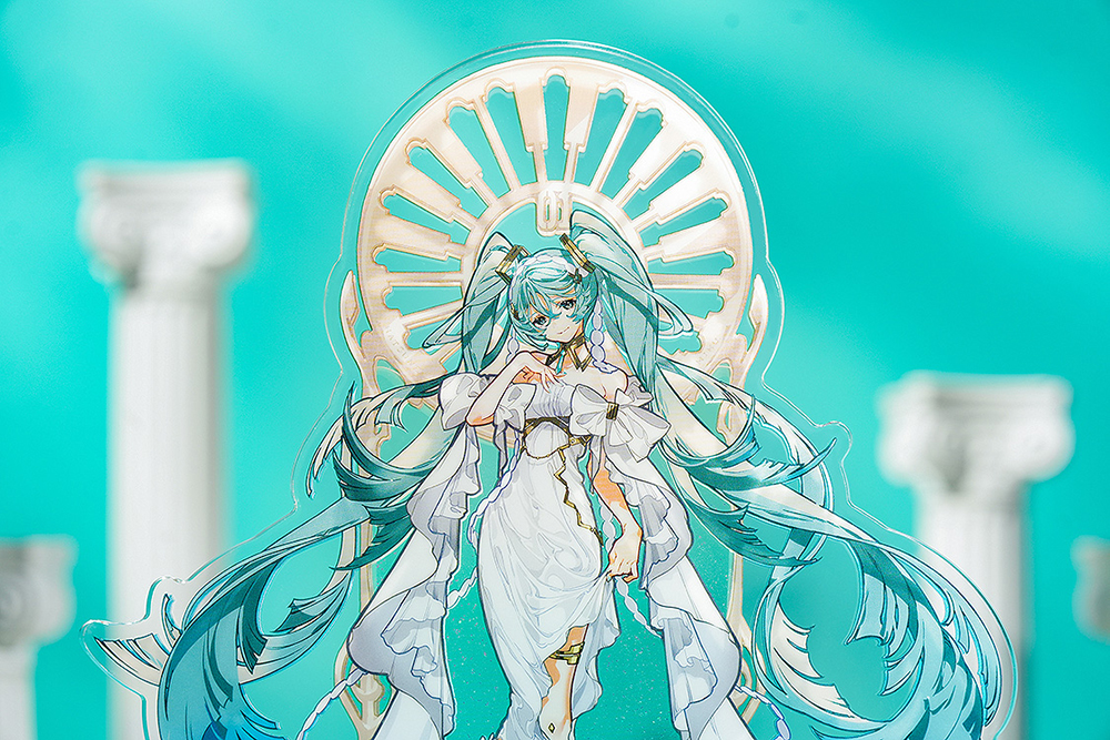 Hatsune Miku feat. Yoneyama Mai Glitter Acrylic Block