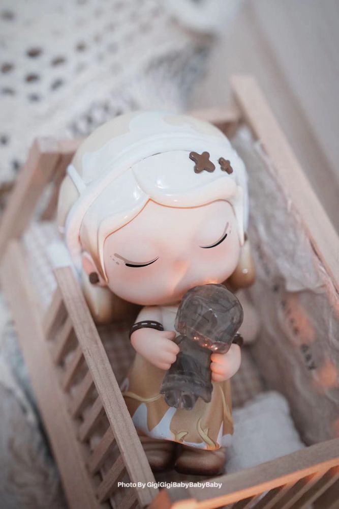 GOHO MO - I KNOW ME SERIES TRADING FIGURE