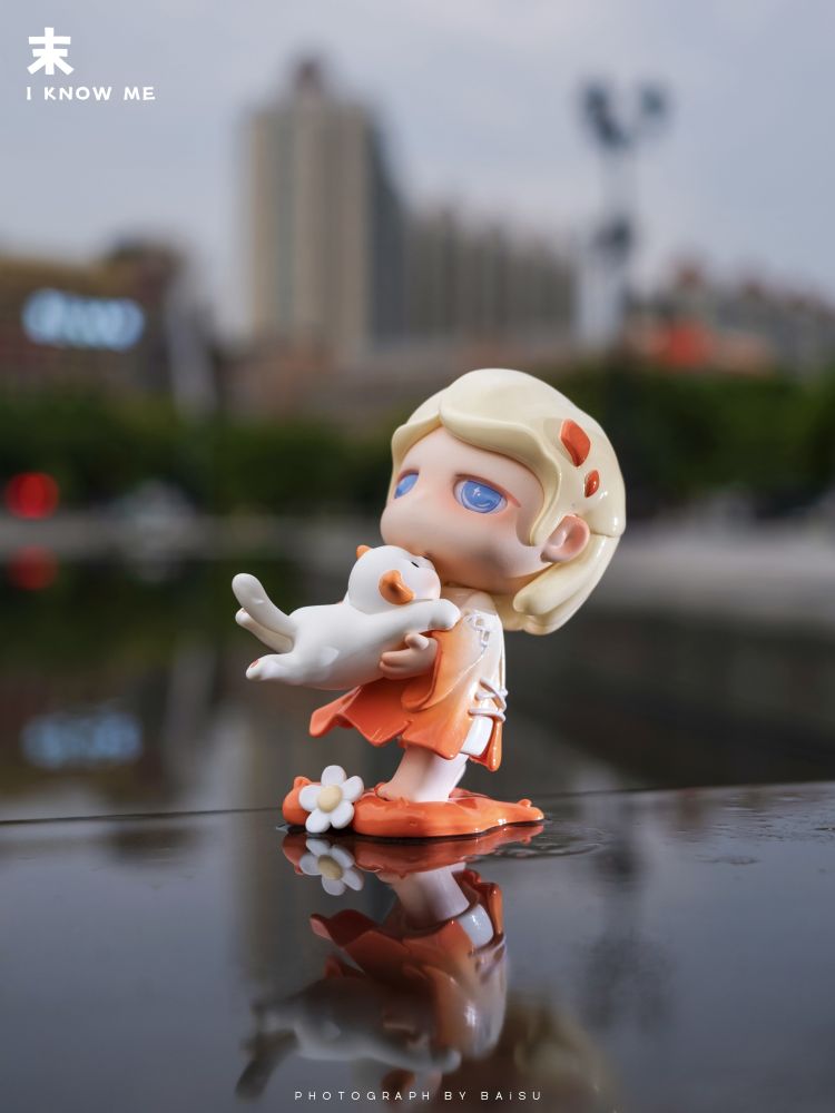 GOHO MO - I KNOW ME SERIES TRADING FIGURE