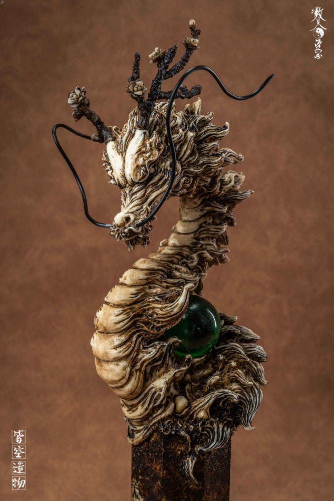 NIHILITY CREATION AZURE DRAGON OF WOOD RESIN STATUE