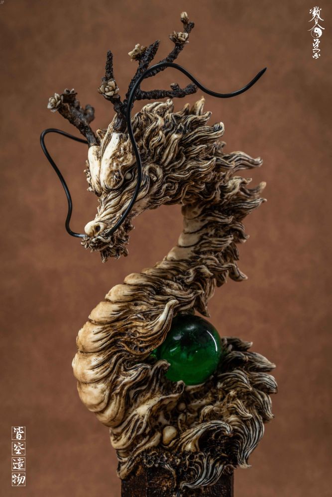 NIHILITY CREATION AZURE DRAGON OF WOOD RESIN STATUE
