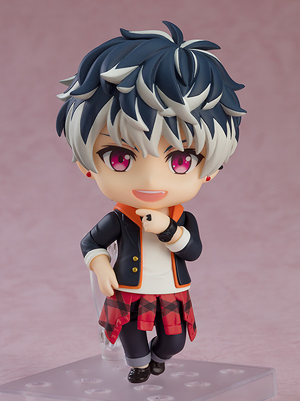 Nendoroid Momo (re-run)
