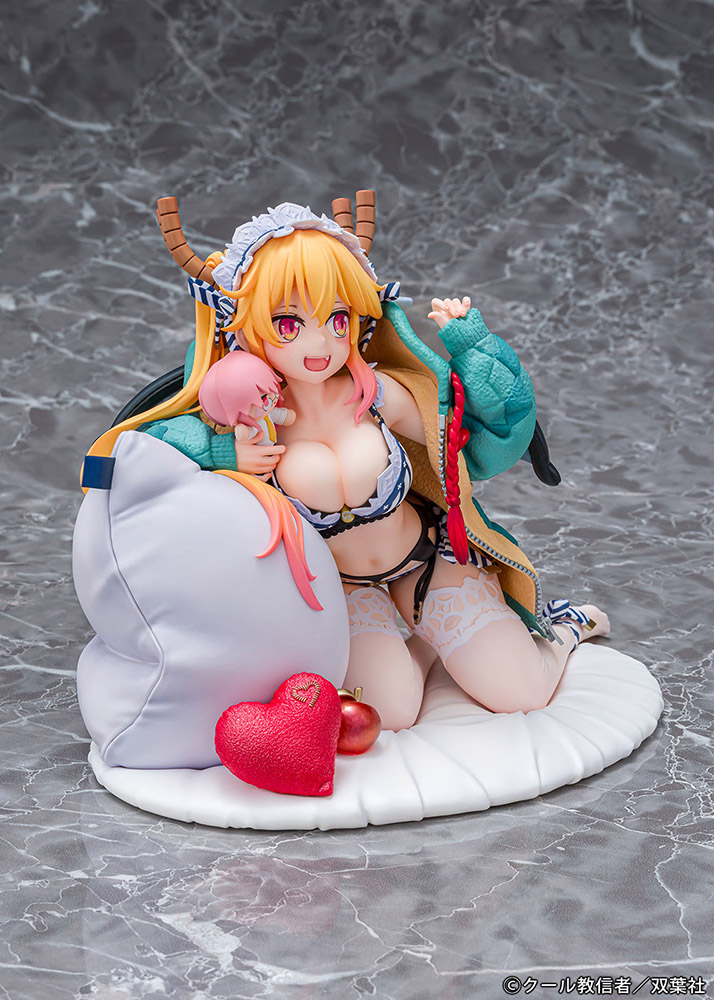 1/7 Scale Figure "Tohru Dragon hoodie ver."
