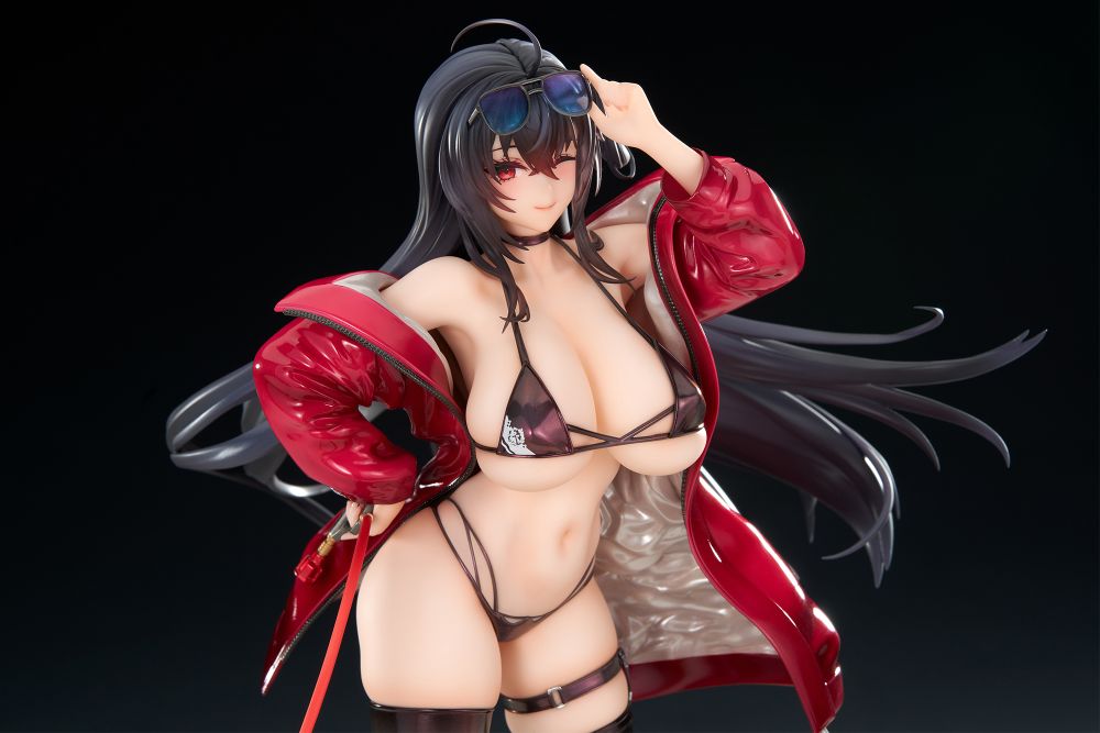 Azur Lane Taihou Enraptured Companion Ver. 1/7 Complete Figure