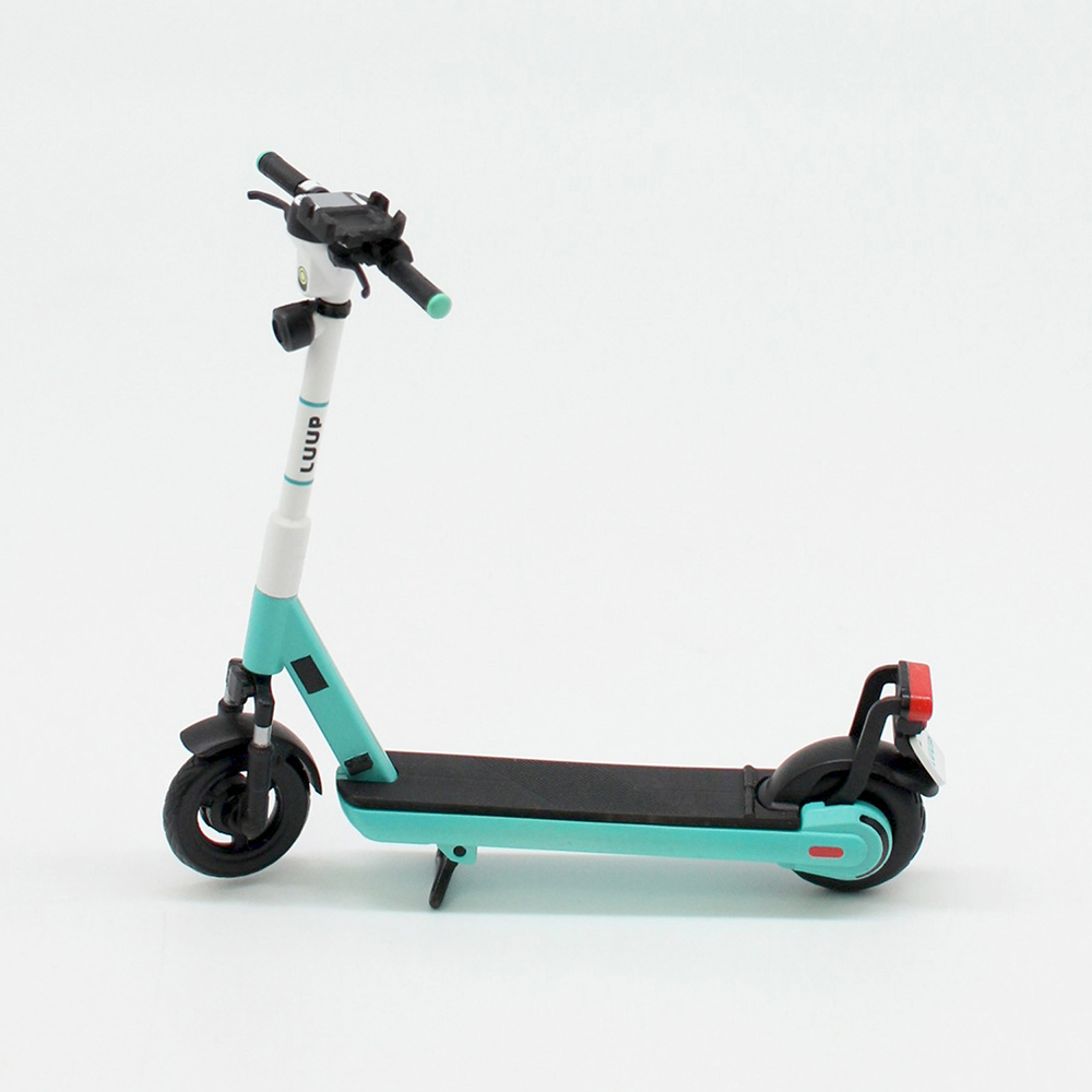 1/12 Scale LUUP Electric Kickboard (Partially Painted & Pre-Assembled Figure)