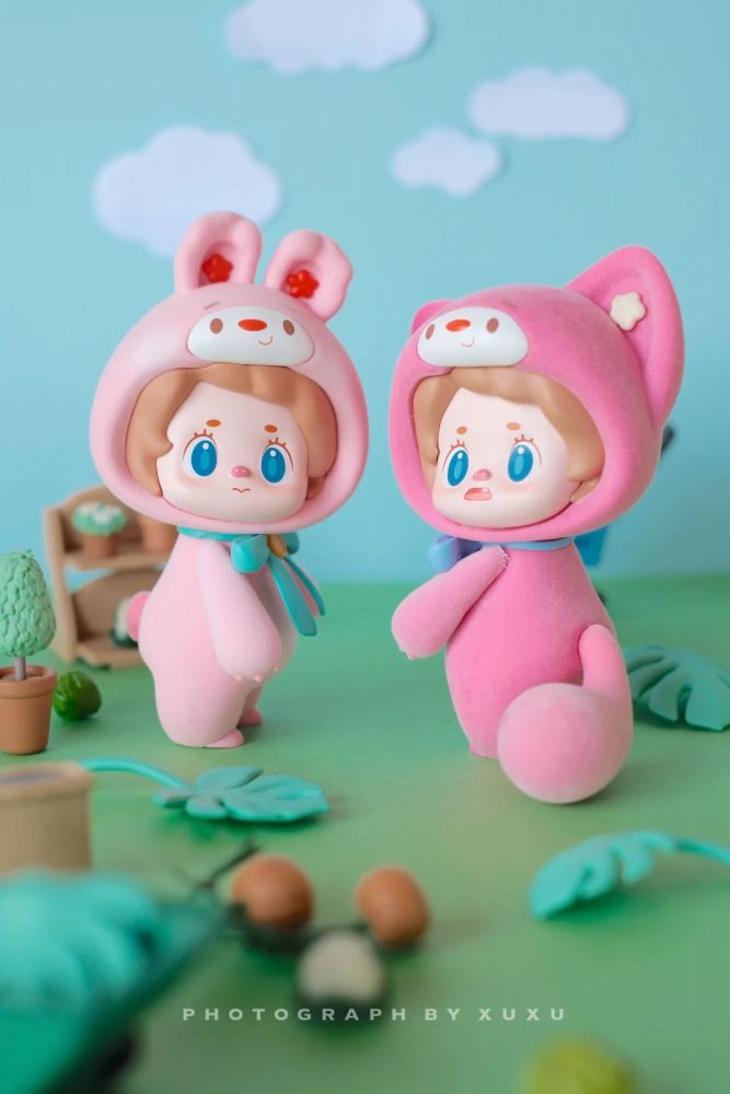 SONDOR ZHU LILI SERIES TRADING FIGURE