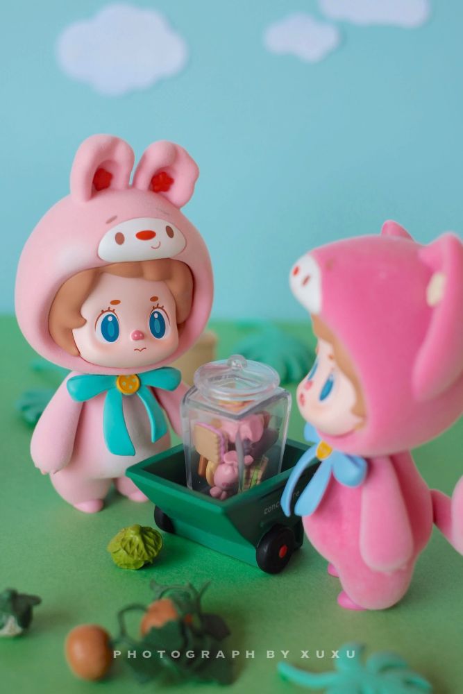 SONDOR ZHU LILI SERIES TRADING FIGURE