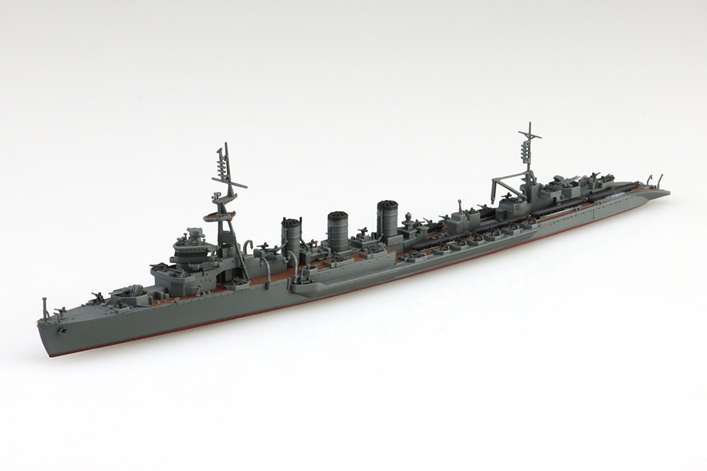 1/700 JAPANESE NAVY LIGHT CRUISER KITAKAMI