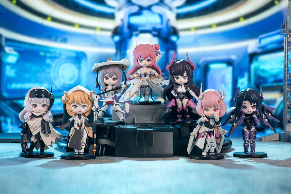 Goddess of Victory: Nikke Trading Figure Paradise Collection 6Pack BOX